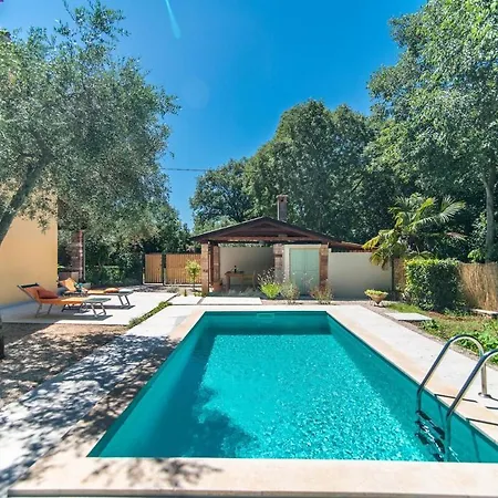 Casa Peronospora By Kompas * Čepljani